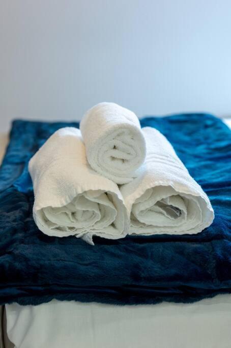 3Beds / 3Baths Close To Portobello Road 런던 외부 사진